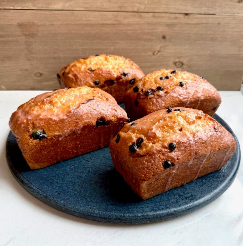 Lemon-Mascarpone Teacake with Cassis